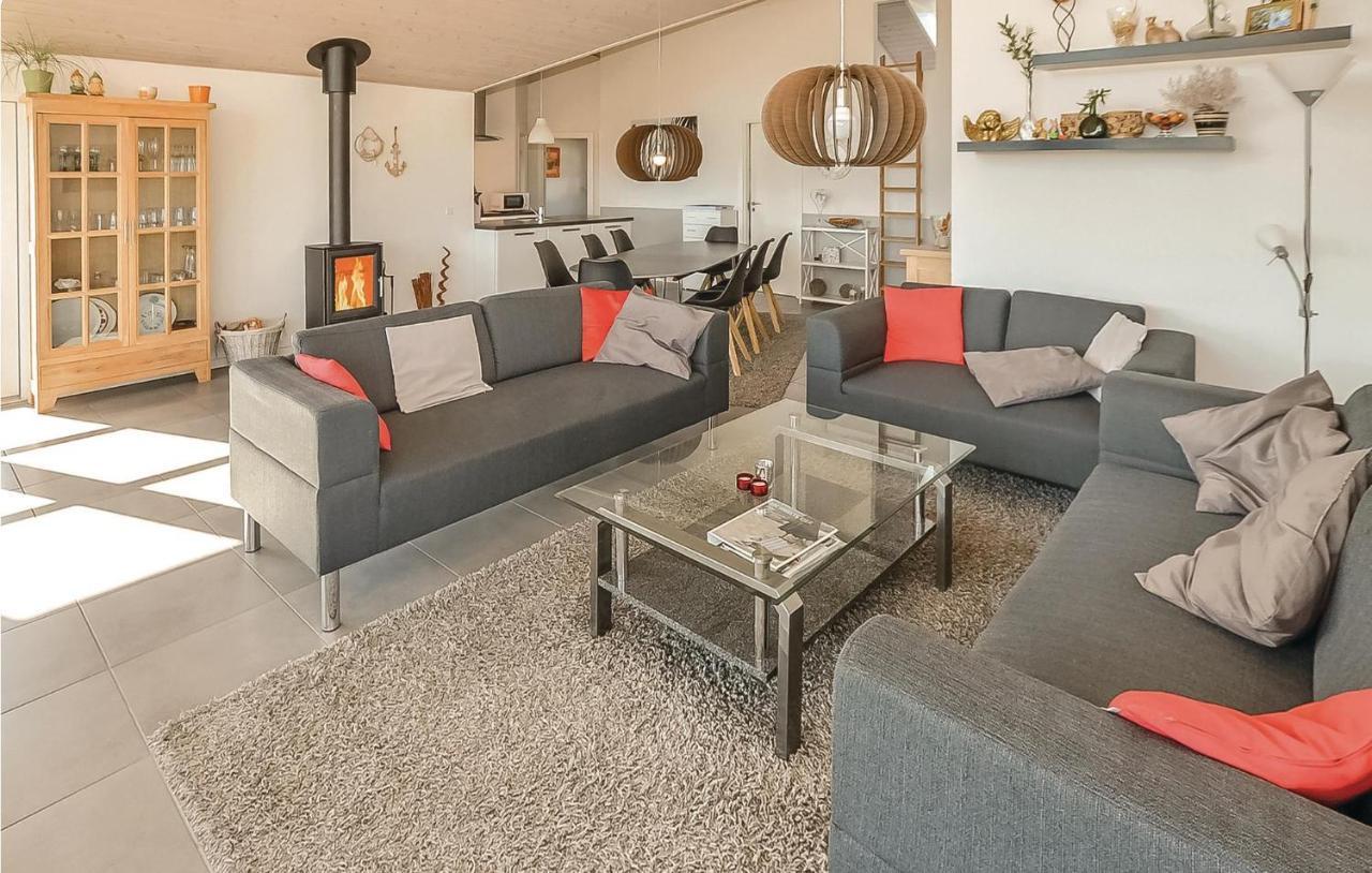 Pet Friendly Home In Augustenborg With Kitchen Asserballeskov Exterior foto