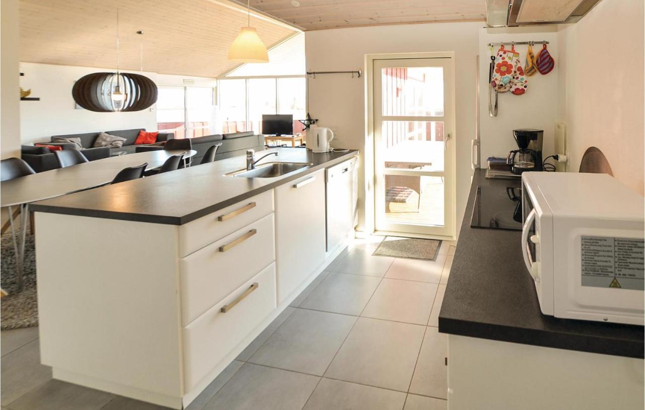 Pet Friendly Home In Augustenborg With Kitchen Asserballeskov Exterior foto
